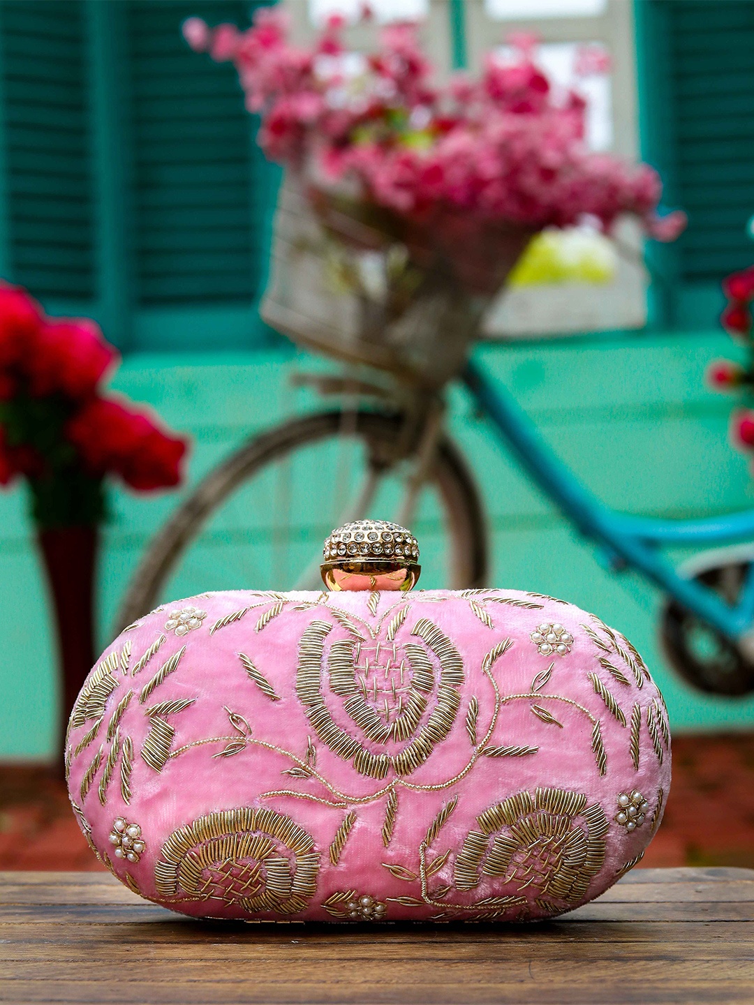 

Anouk Pink & Gold-Toned Embroidered Box Clutch