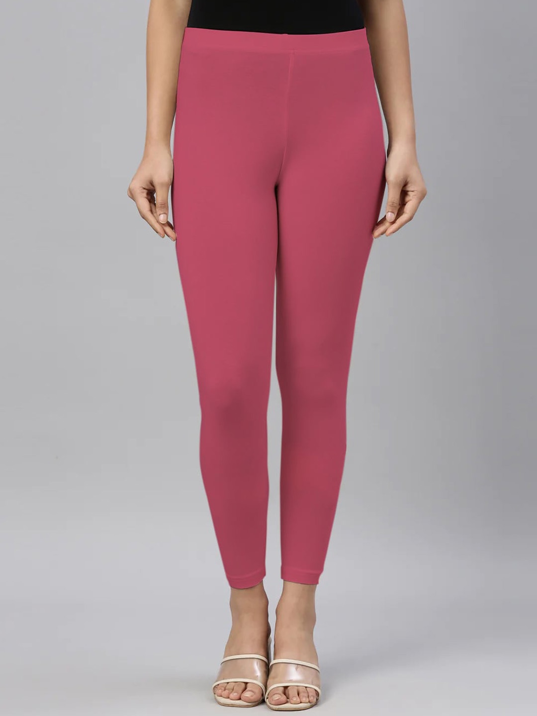 

SANADO Mid-Rise Ankle-Length Leggings, Pink