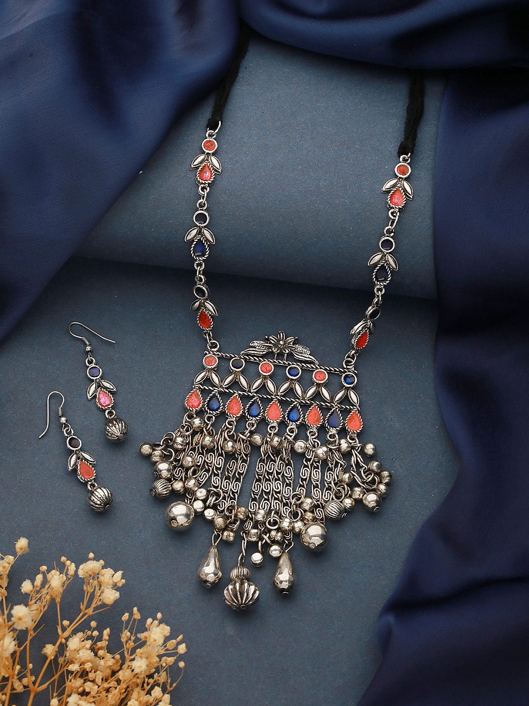

Jazz and Sizzle Silver-Plated Oxidised Enamelled & Beaded Necklace & Earrings