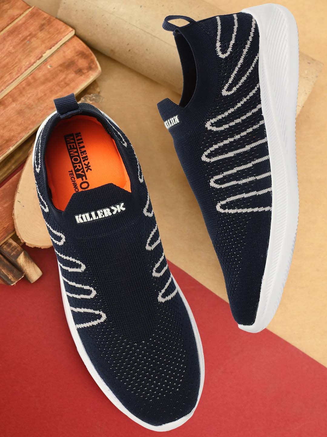 

Killer Men Textured Lightweight Comfort Insole Textile Contrast Sole Slip-On Sneakers, Navy blue