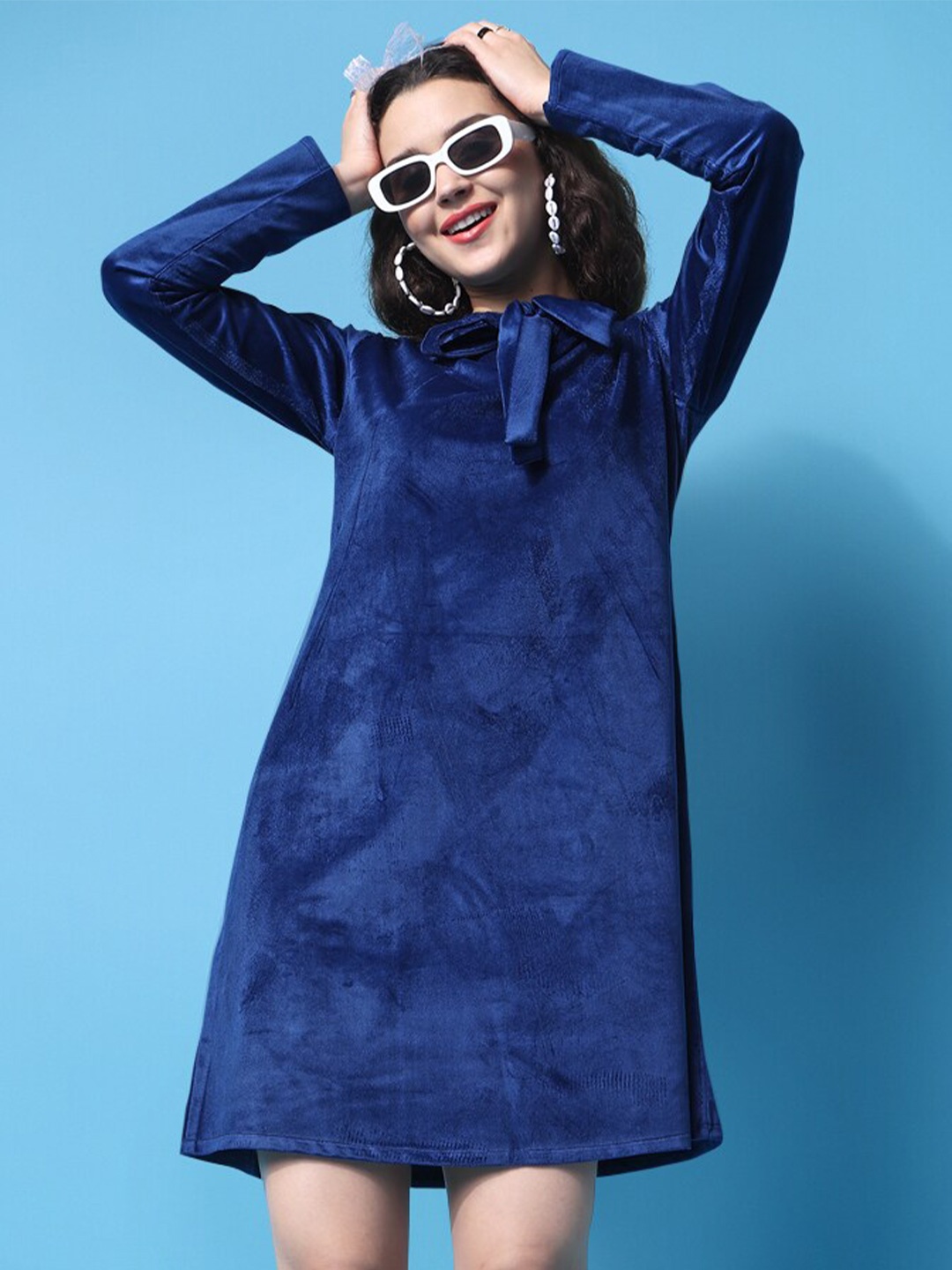 

PURVAJA Tie-Up Neck Velvet A-Line Dress, Blue