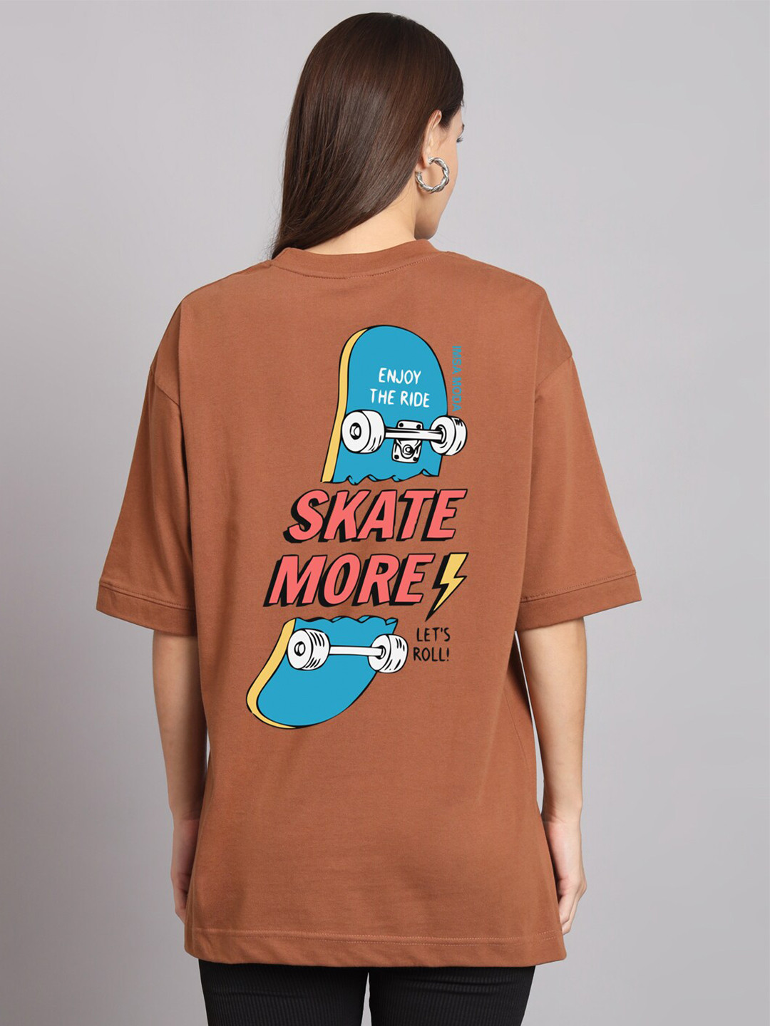 

Imsa Moda Graphic Printed Drop-Shoulder Sleeves Cotton Oversized T-shirt, Coffee brown