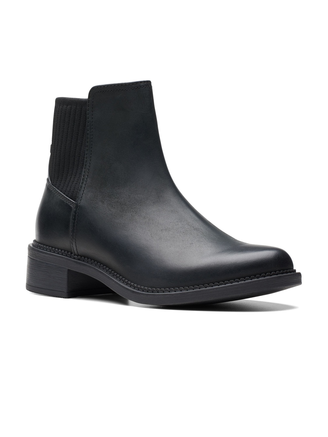 

Clarks Women Block-Heeled Leather Regular Boots, Black