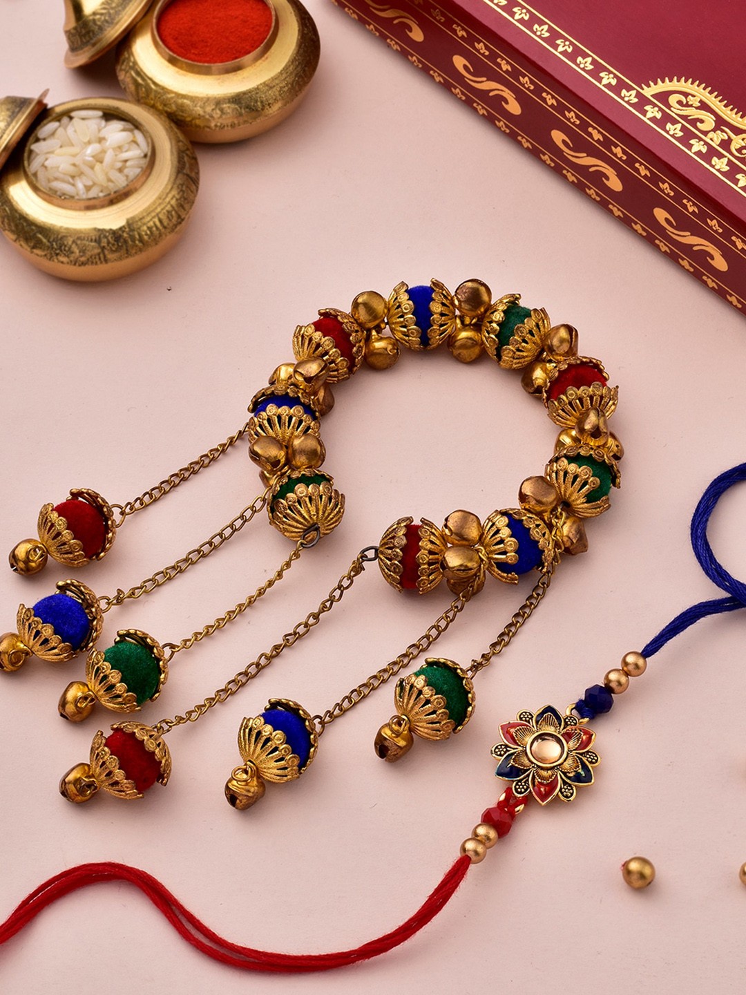 

RawFruit Set Of 7 Bhai Bhabhi Rakhi With Signature Gift Pack, Orange