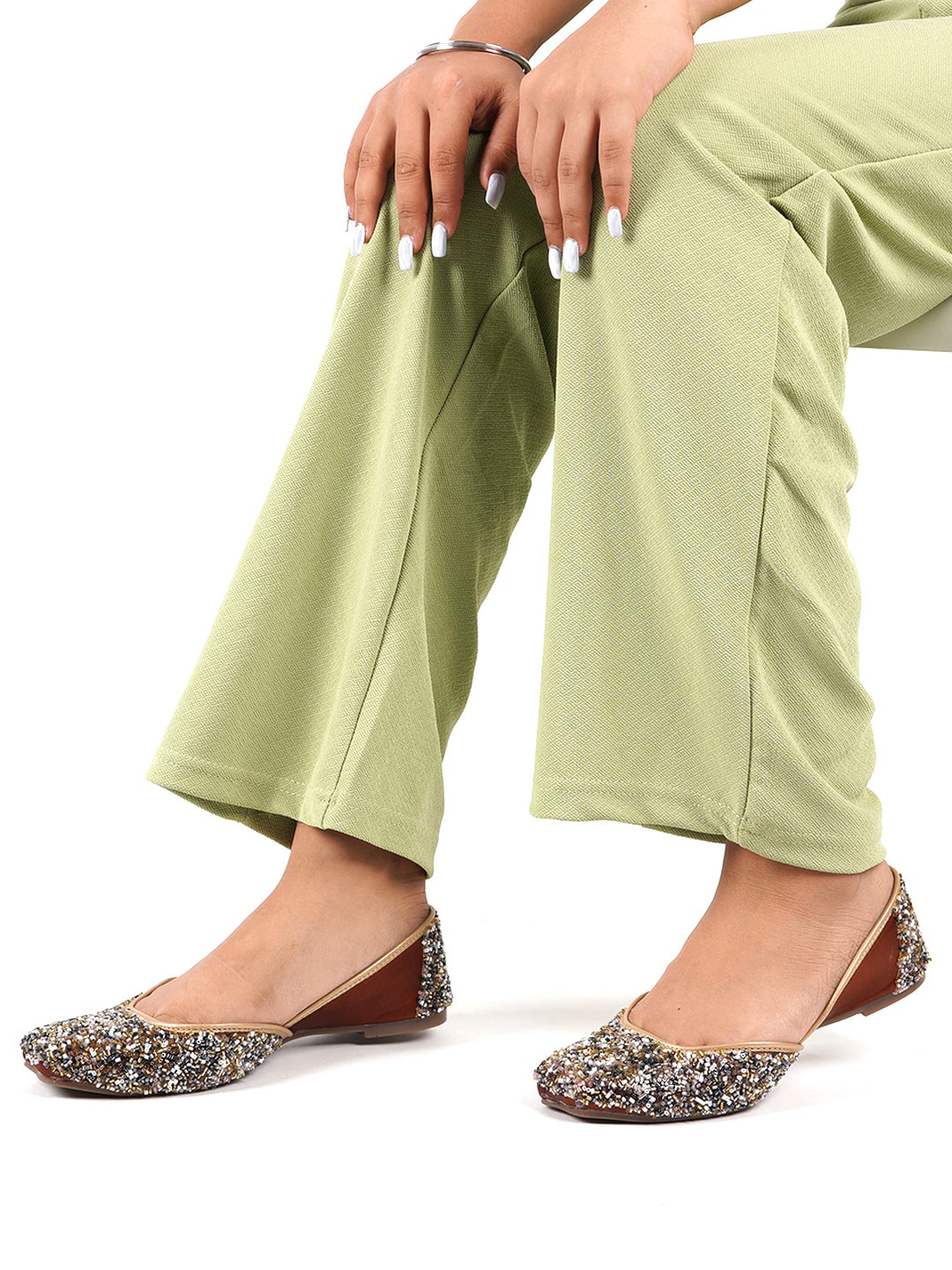

Anouk Women Embellished Mojaris, Brown