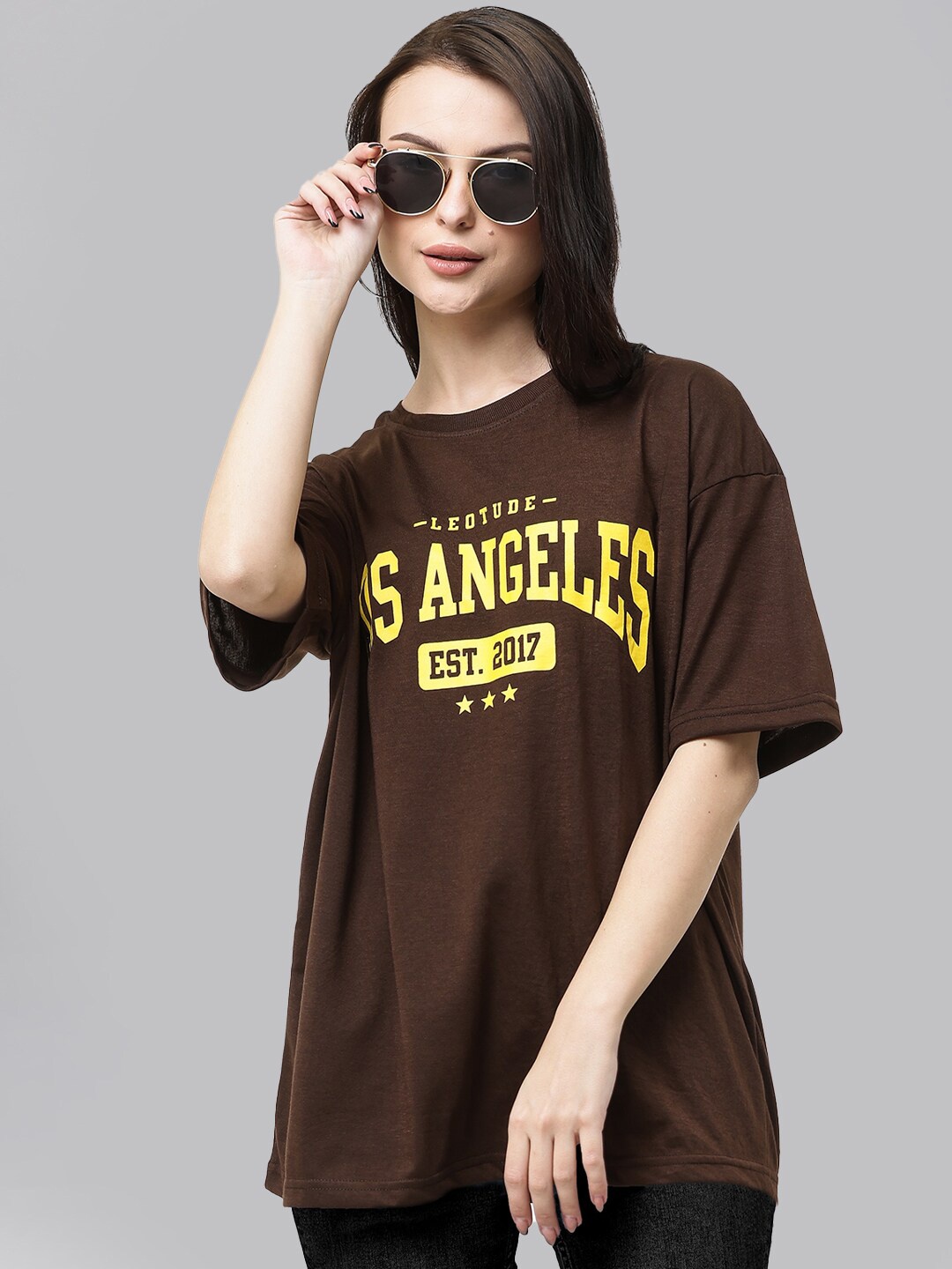 

Leotude Typography Printed Drop-Shoulder Sleeves Oversized T-shirt, Brown