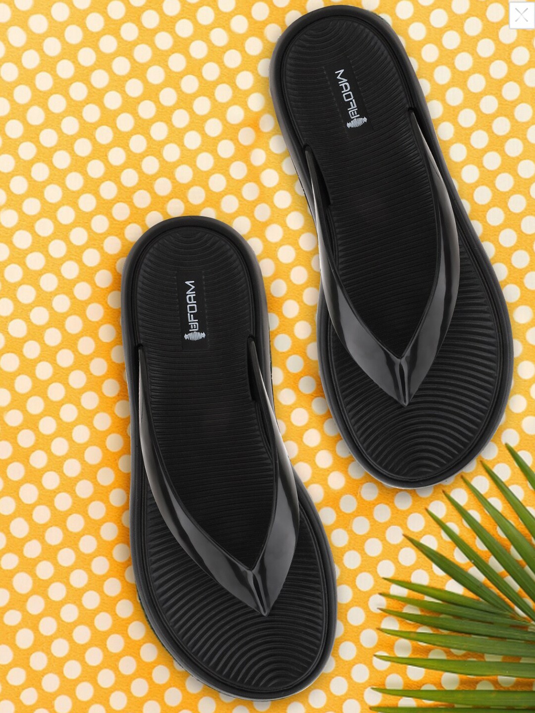 

BEONZA Women Self Design Thong Flip-Flops, Black