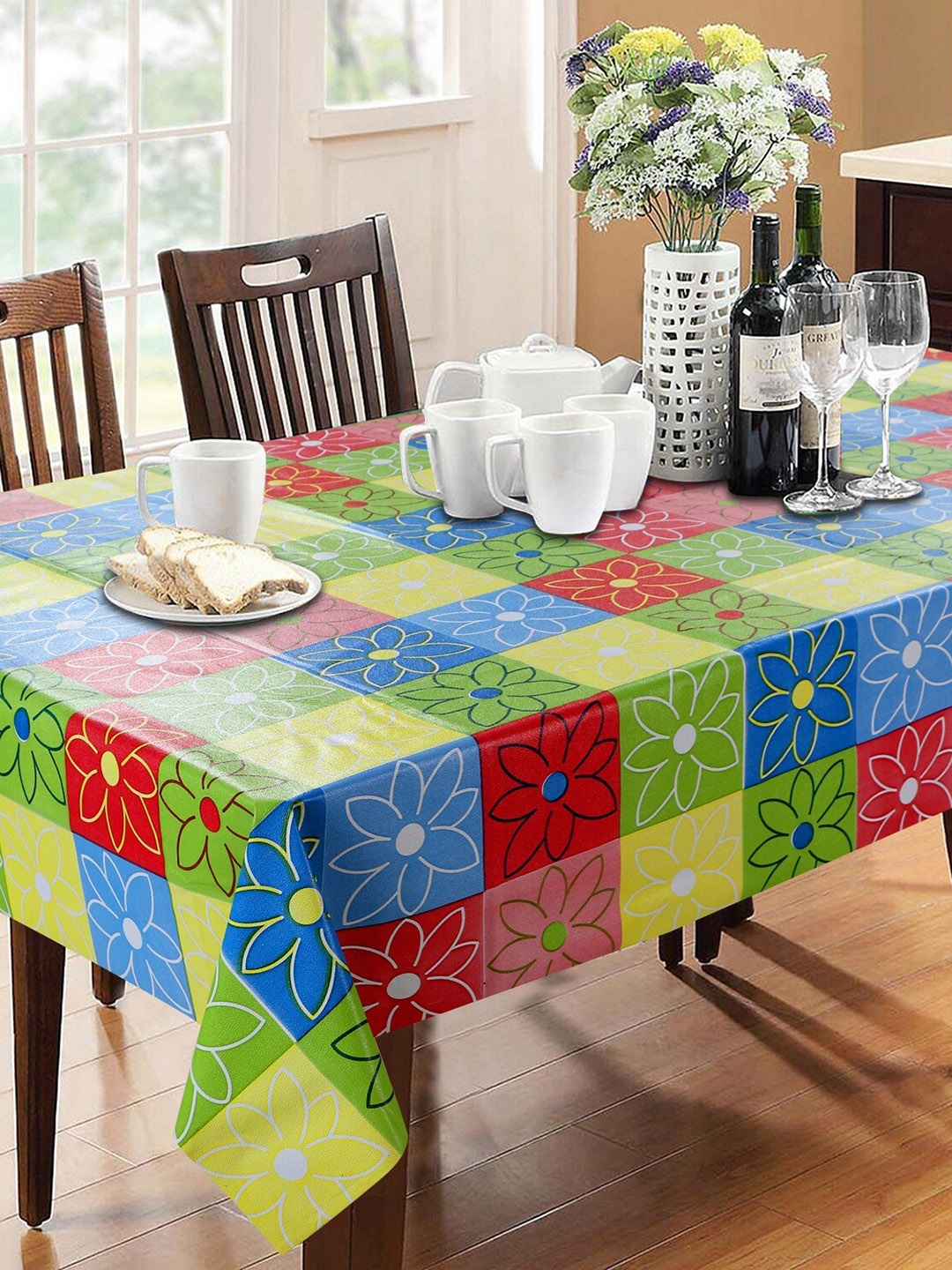 

Dakshya Industries Green & Red Floral Printed 6-Seater Table Cover