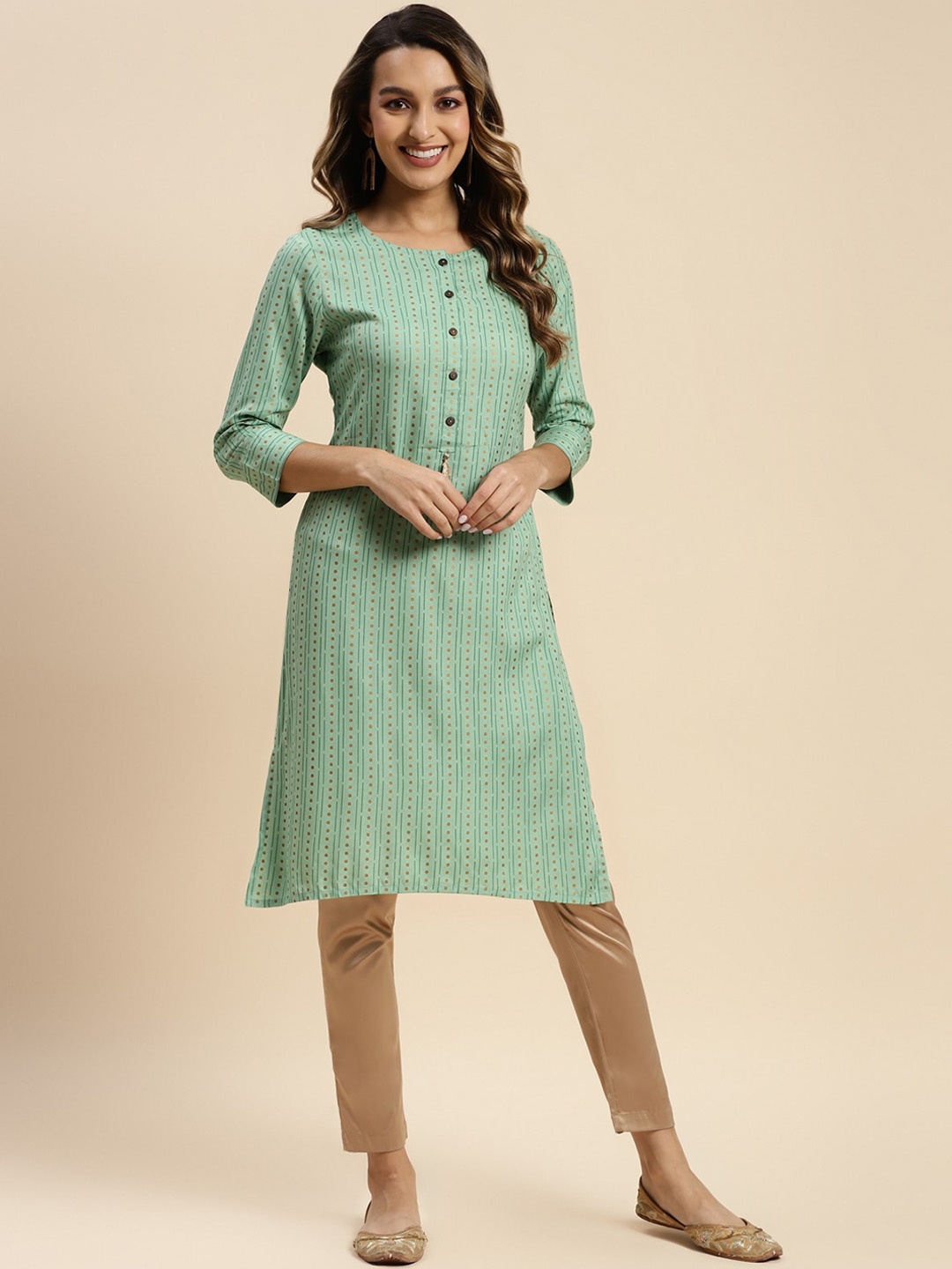 

Rangita Polka Dots Printed Regular Kurta, Green