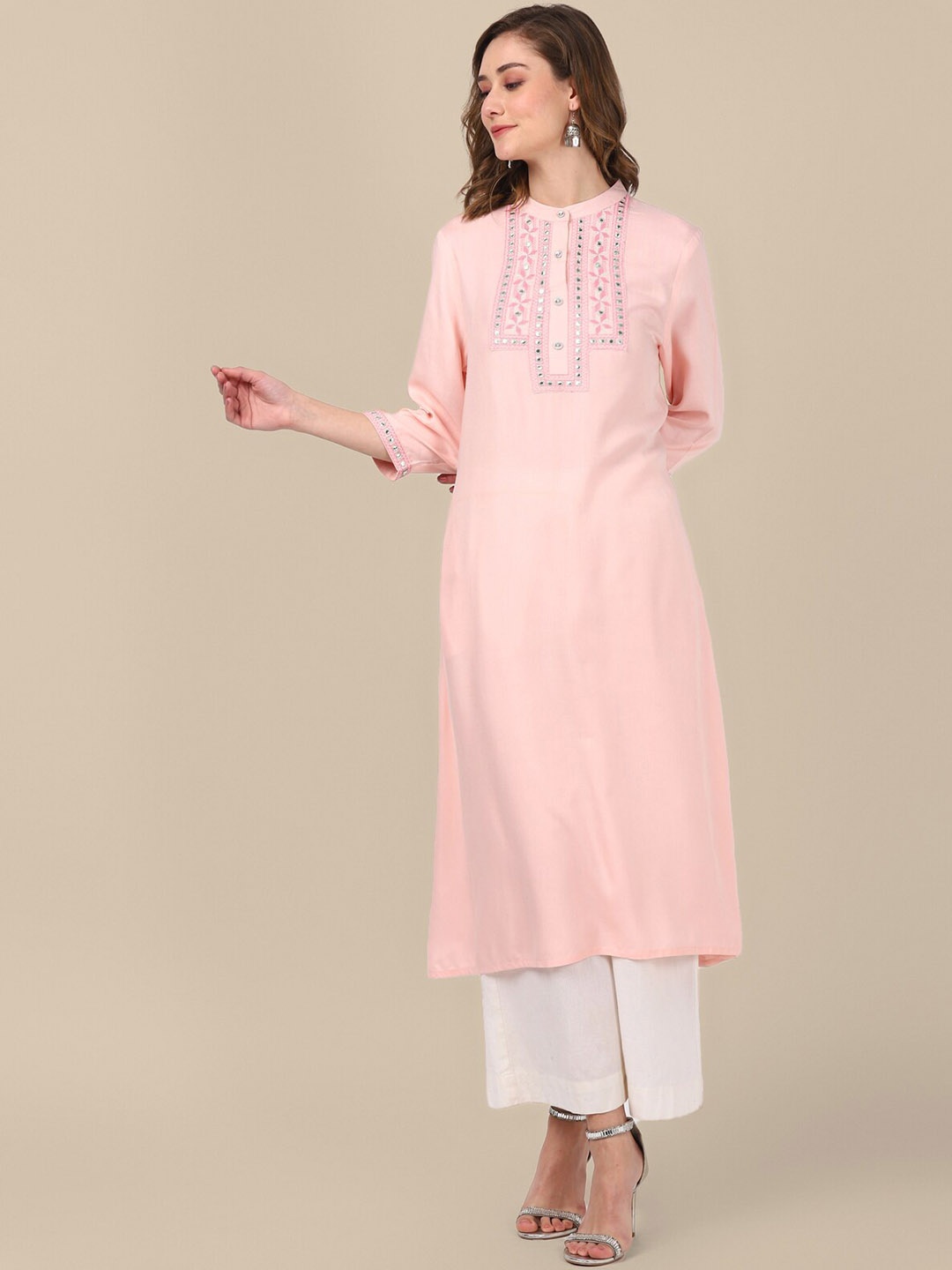 

Rangita Ethnic Motifs Embroidered Mirror Work Kurta, Peach