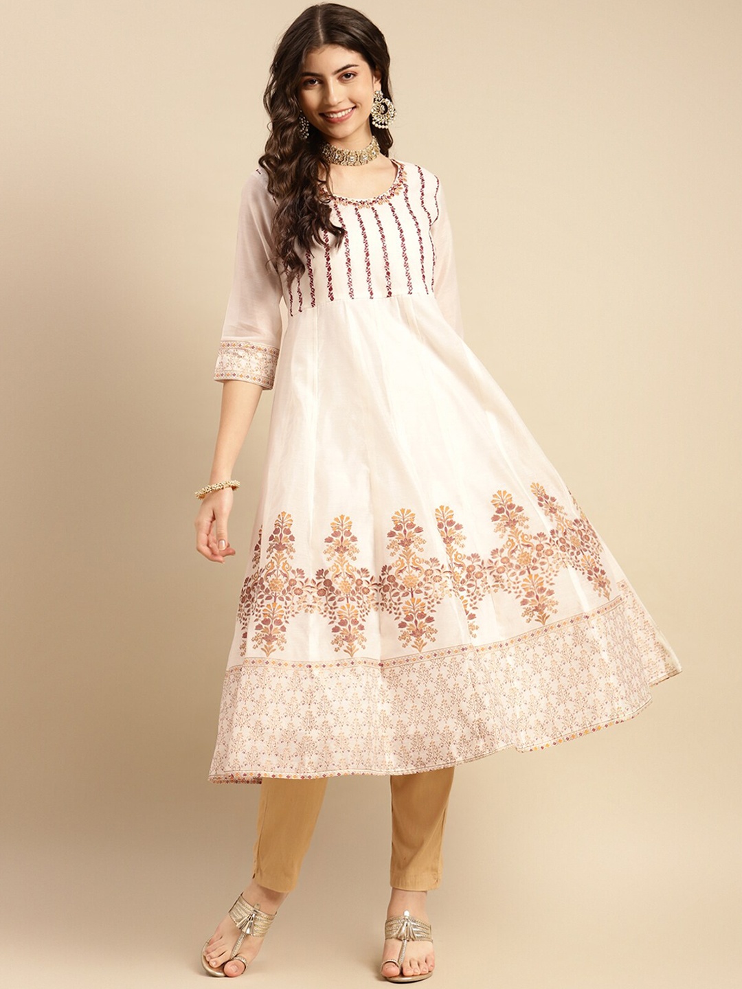 

Rangita Floral Embroidered Anarakali Chanderi Silk Kurta, Off white