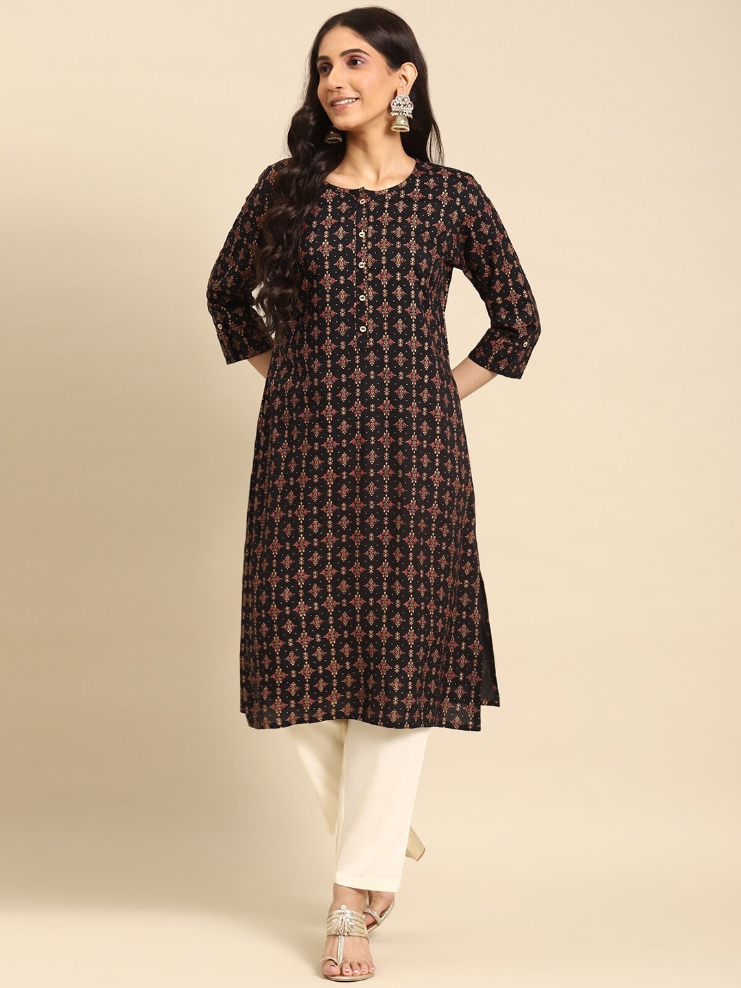 

Rangita Ethnic Motifs Printed Roll Up Sleeves Kurta, Black