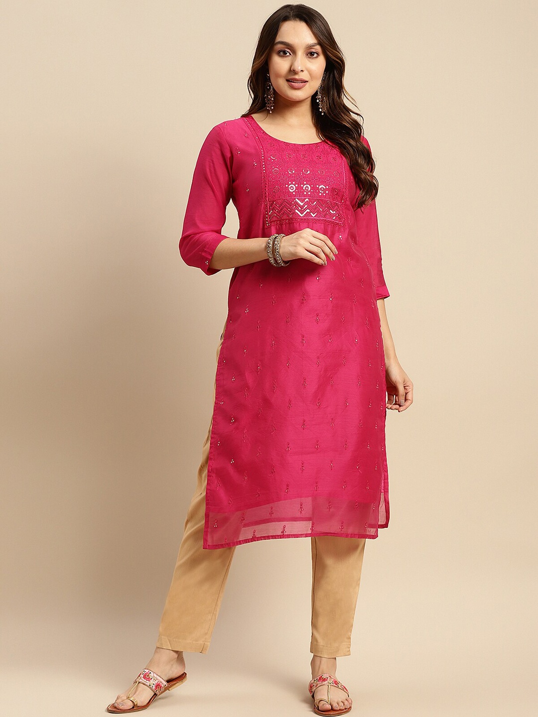 

Rangita Ethnic Motifs Sequinned Embroidered Kurta, Pink
