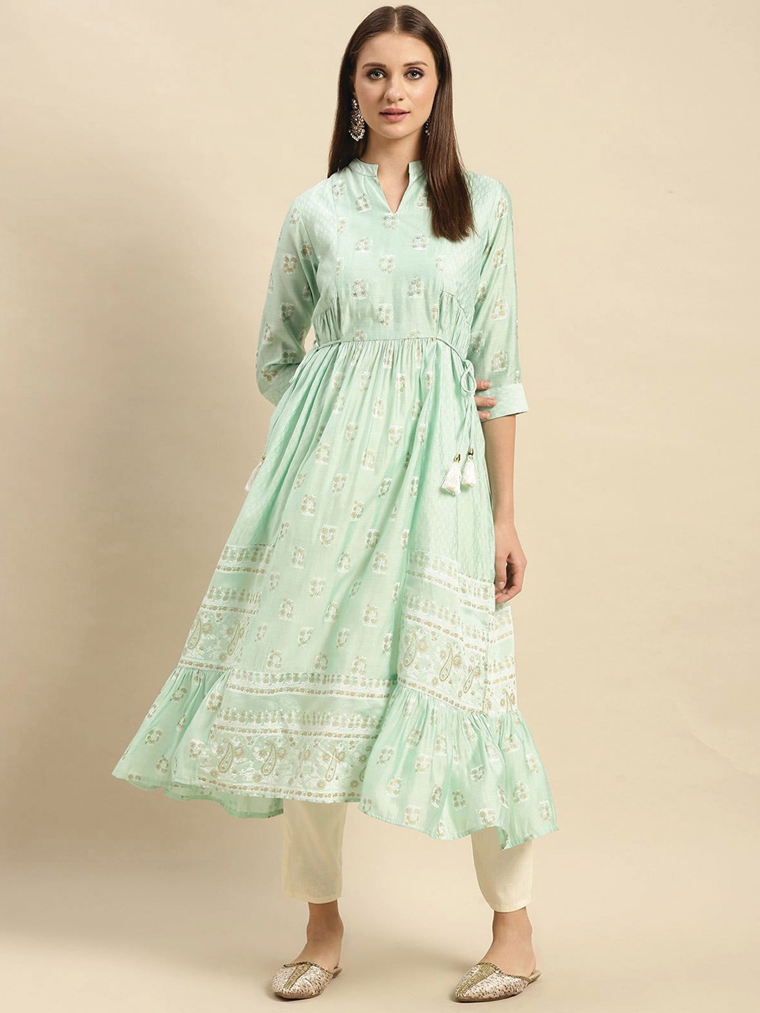 

Rangita Ethnic Motifs Printed Mandarin Collar Sequined Anarkali Kurta, Green