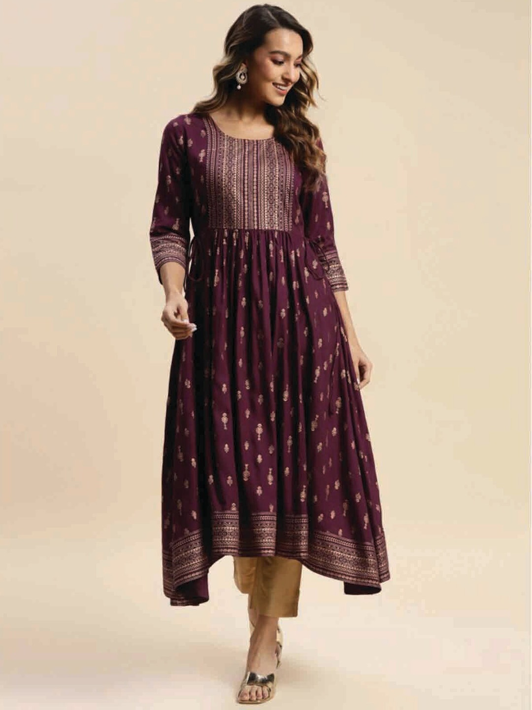 

Rangita Ethnic Motifs Printed Gotta Patti Calf Length Anarkali Kurta, Burgundy