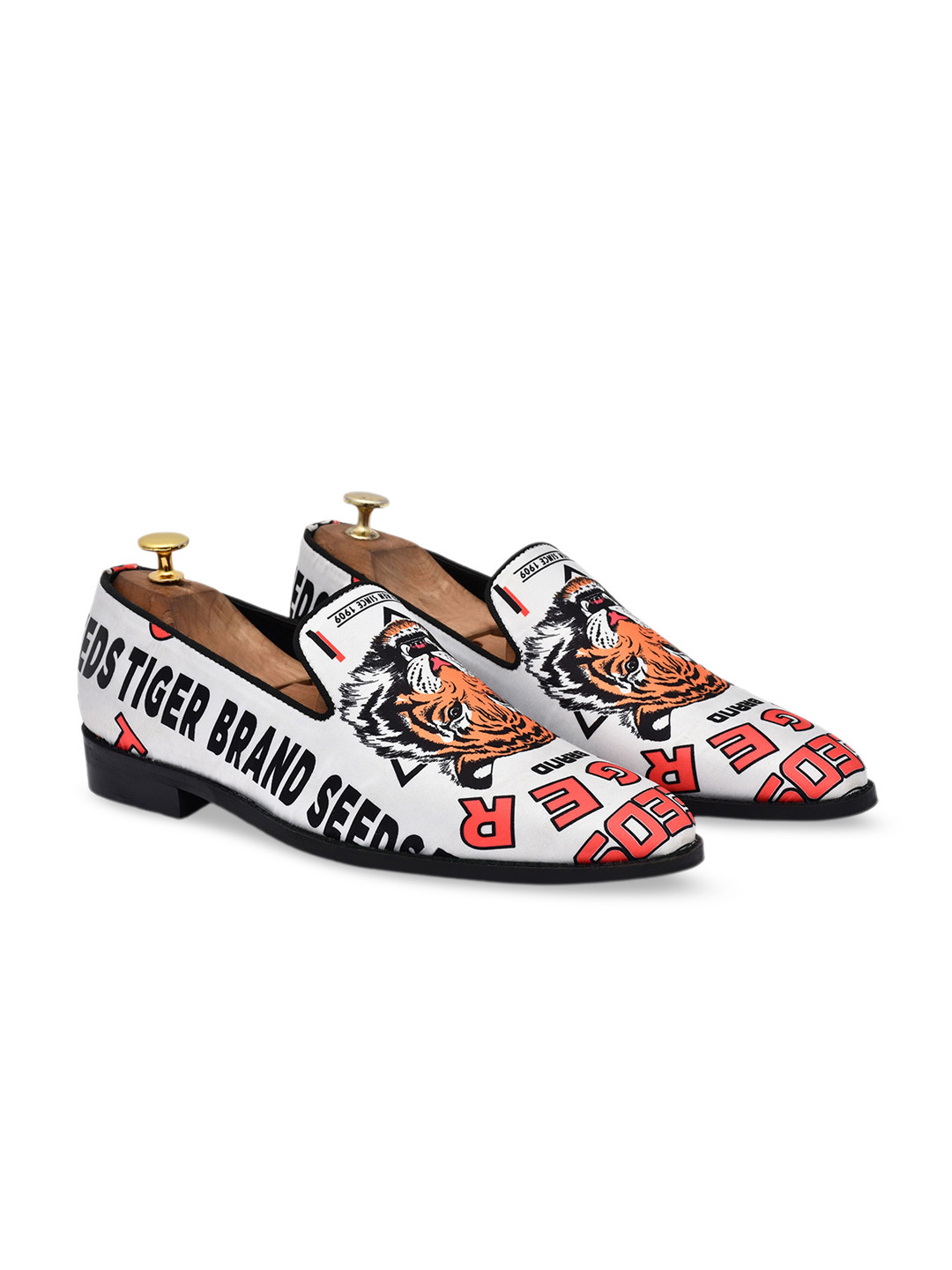 

GRIFFIN Men Printed Comfort Insole Loafers, White