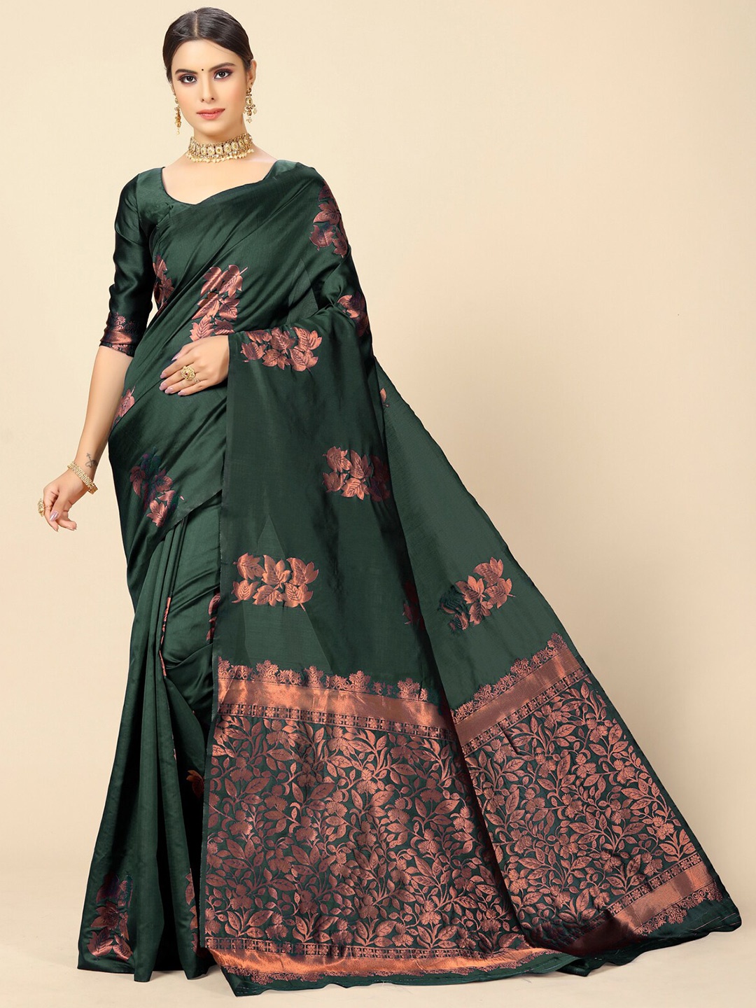 

Rangita Floral Printed Woven Design Zari Silk Blend Saree, Green