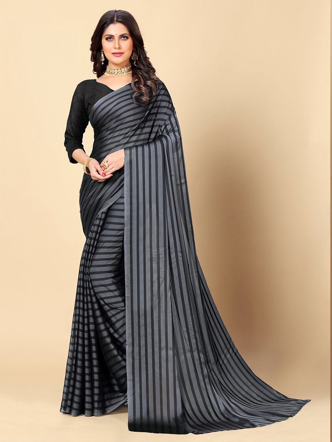 

Rangita Striped Poly Georgette Saree, Grey