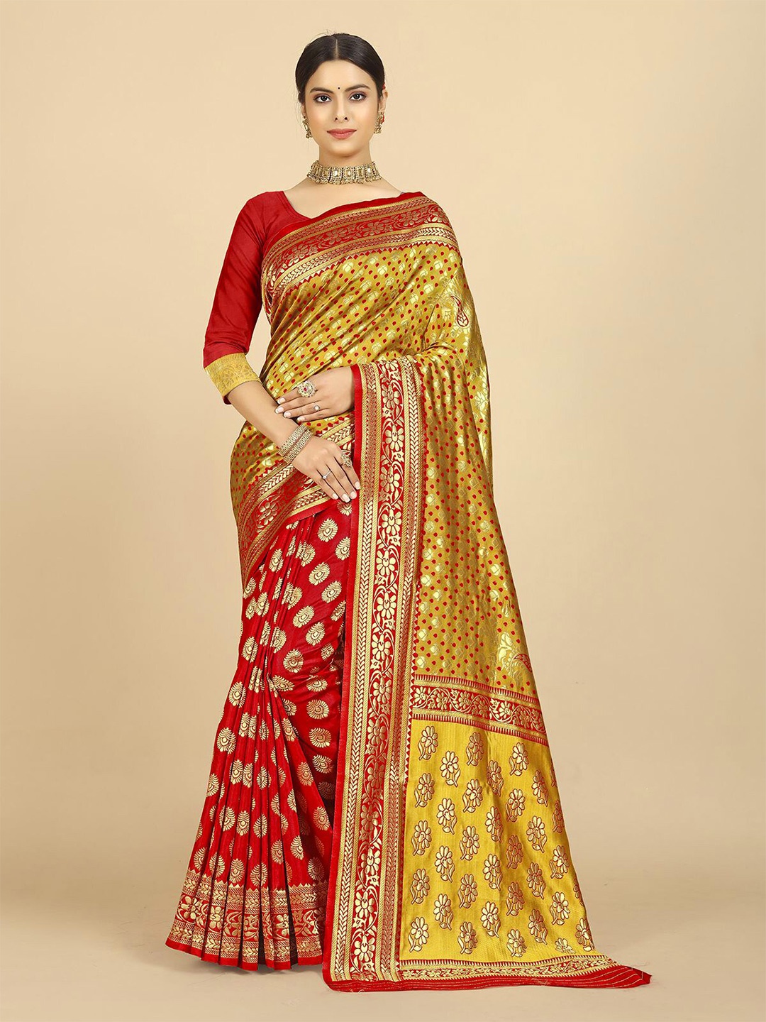 

Rangita Ethnic Motifs Woven Design Banarasi Silk Jacquard Saree, Gold