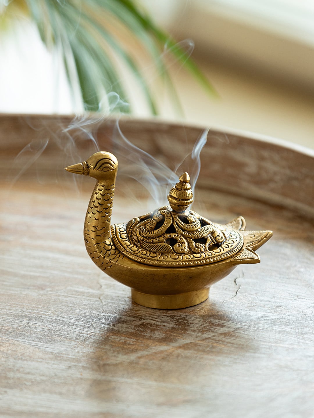 

ExclusiveLane The Brass Beams Textured Brass Swan Dhoop Dani, Gold