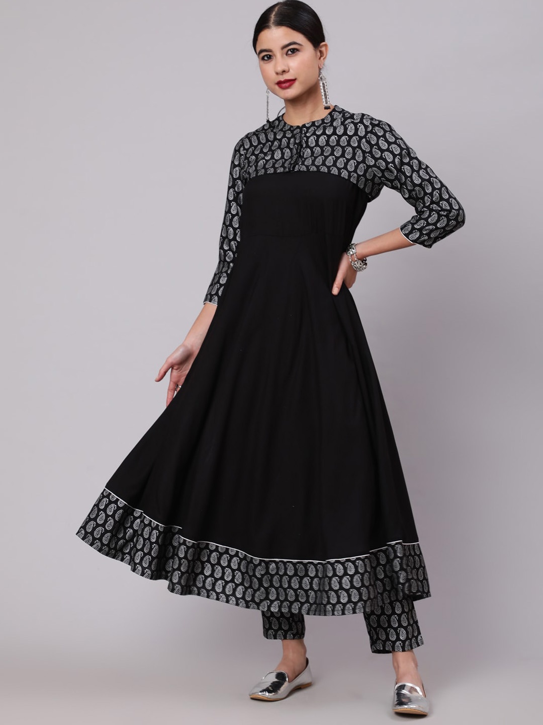 

AKS Paisley Printed Anarkali Kurta with Trousers & Jacket, Black