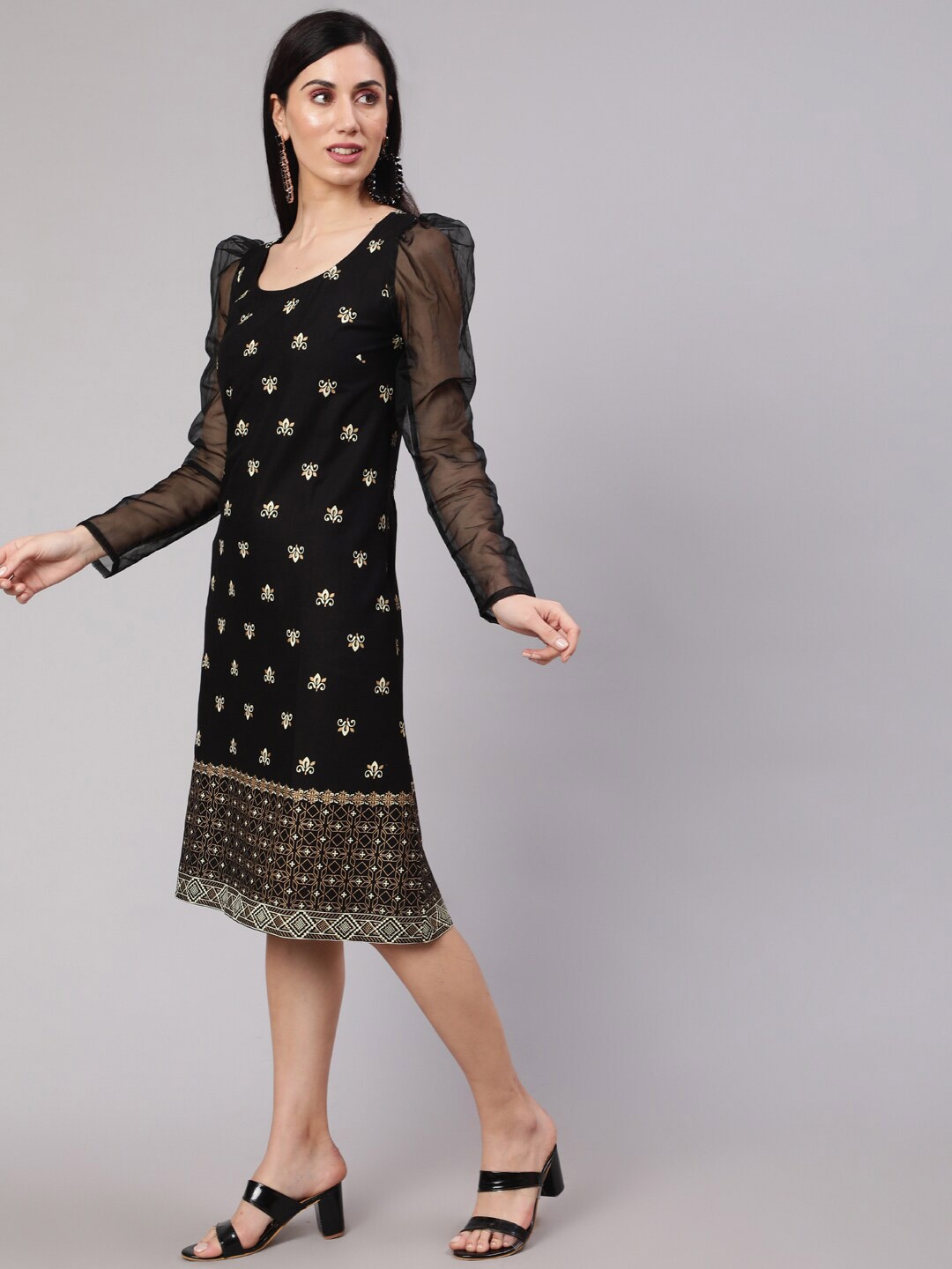 

AKS Ethnic Motifs Printed Sheath Dress, Black