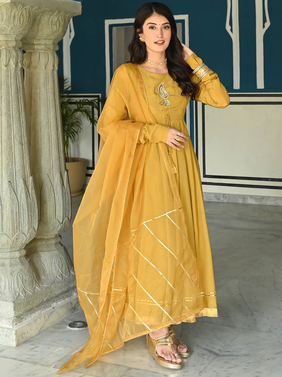 

Urbanstree Embroidered Yoke Design Gotta Patti Anarkali Kurta & Trousers With Dupatta, Gold