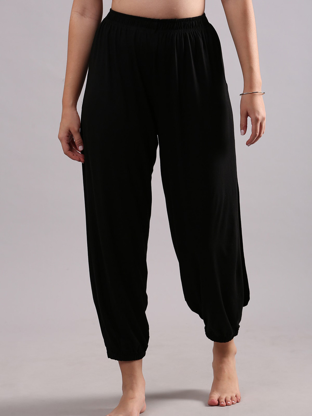 

The Dance Bible Women High-Rise Harem Pants, Black