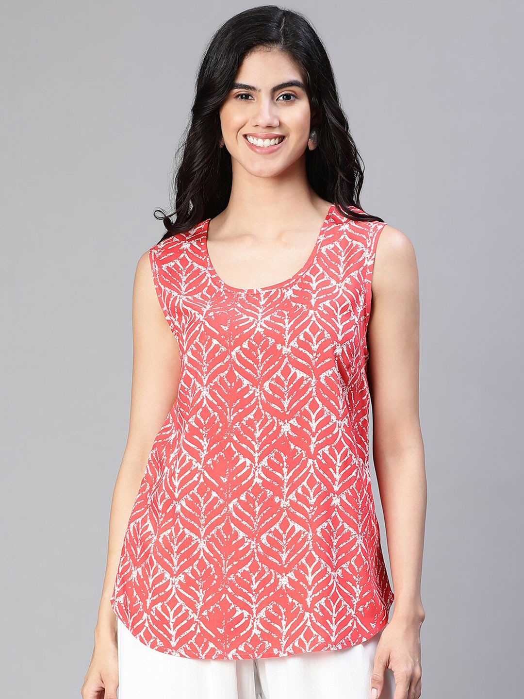 

Oxolloxo Floral Printed Round Neck A-Line Top, Red