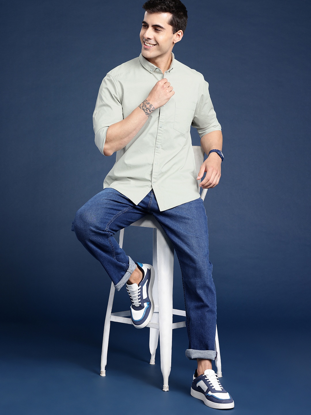 

Mast & Harbour Men Solid Opaque Casual Shirt, Off white