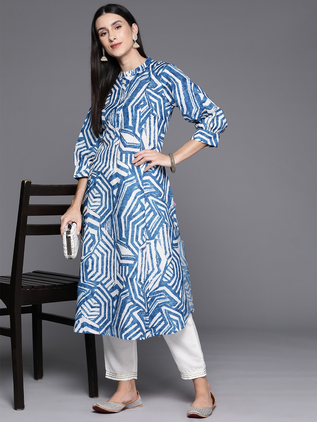 

Varanga Women Printed Cotton Kurta, Blue