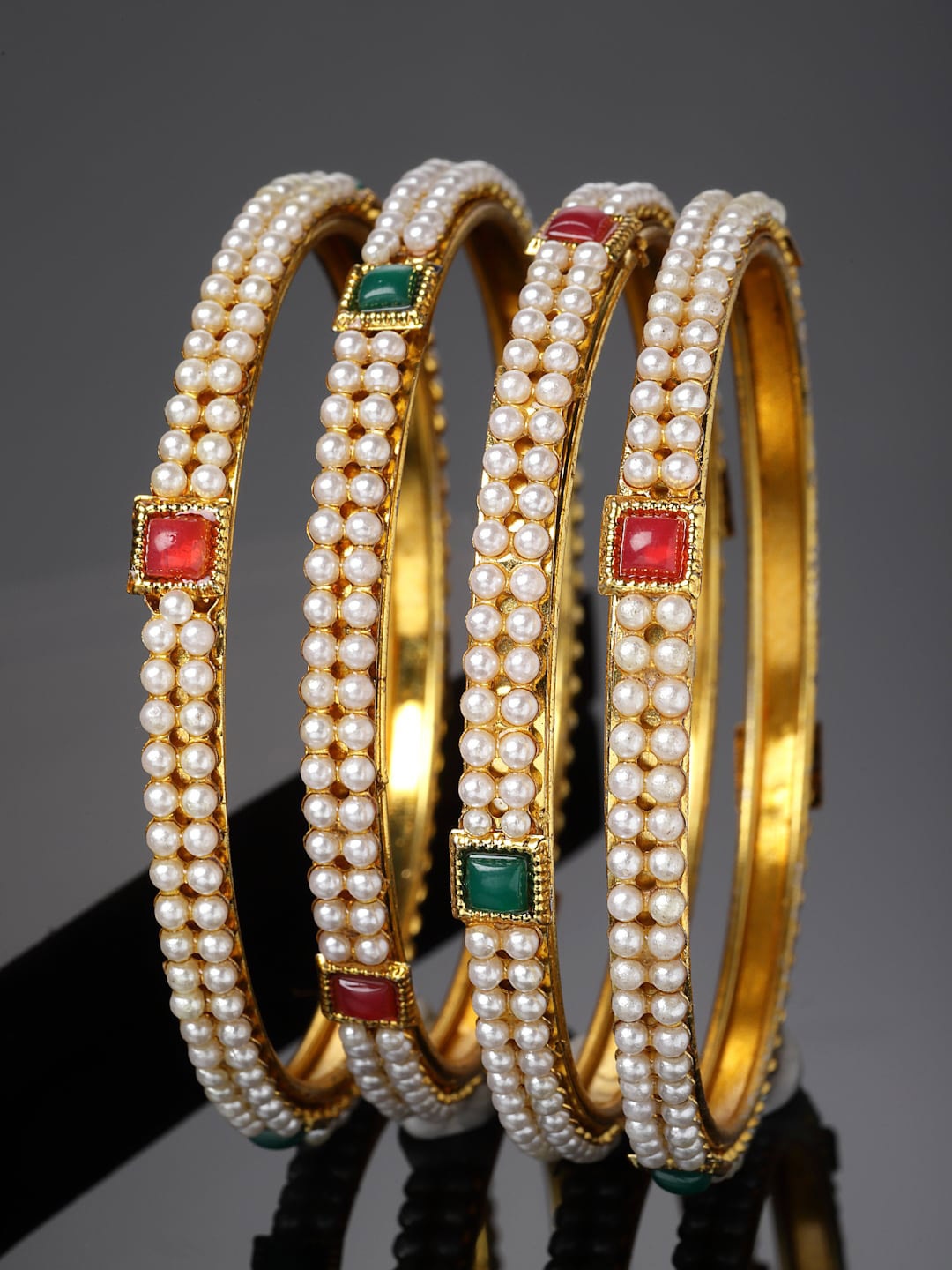 

PANASH Set of 4 Gold Plated Artificial Beads Beaded Bangles