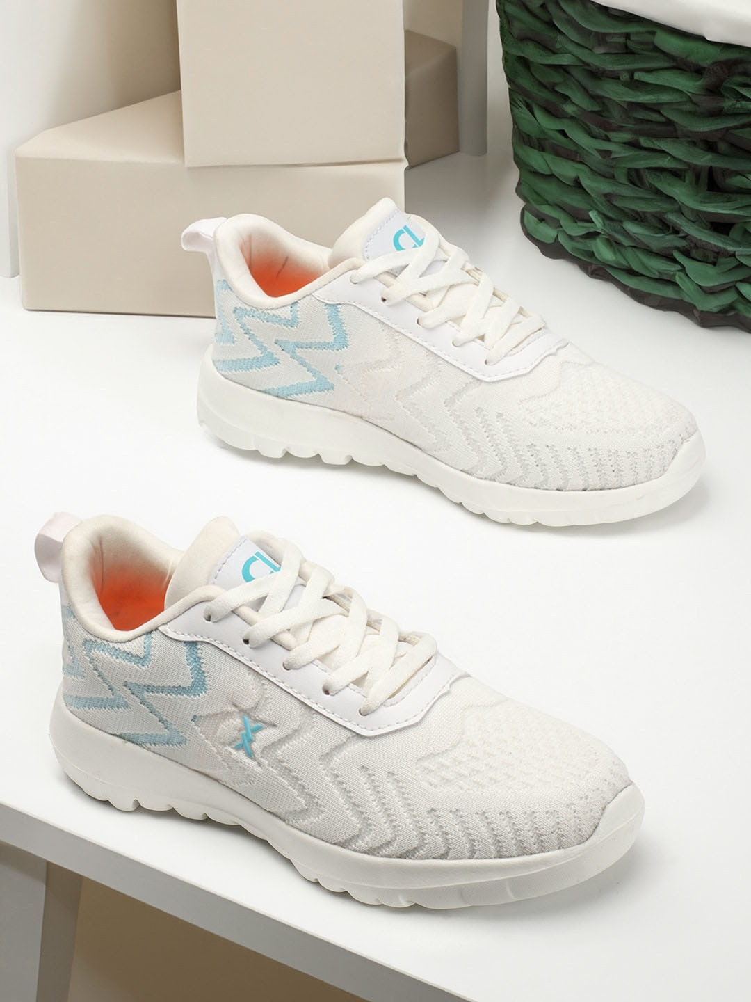 

Carlton London sports Women Textured Lightweight Sneakers, White