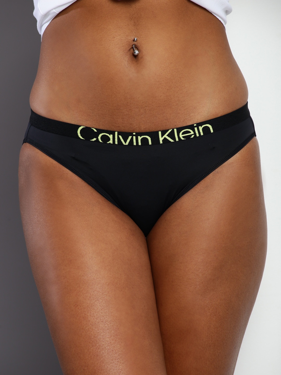 

Calvin Klein Underwear Low-Rise Bikini Briefs, Black