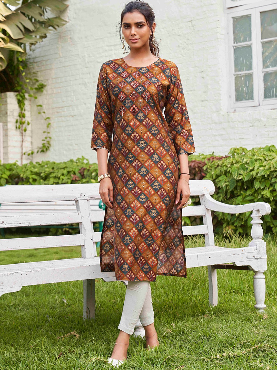 

Tikhi Imli Mustard Floral Printed Mirror Work Chanderi Silk Kurta
