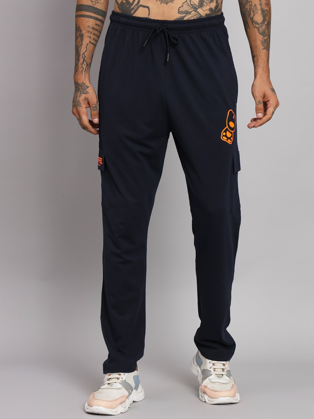 

GRIFFEL Men Mid-Rise Relaxed-Fit Track Pants, Navy blue