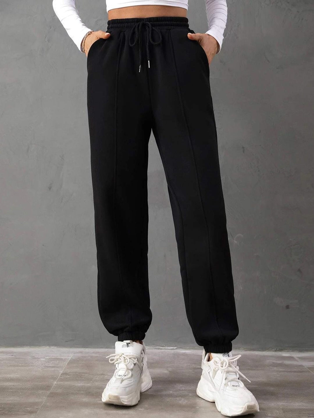 Kotty Women Mid Rise Cotton Joggers, Black