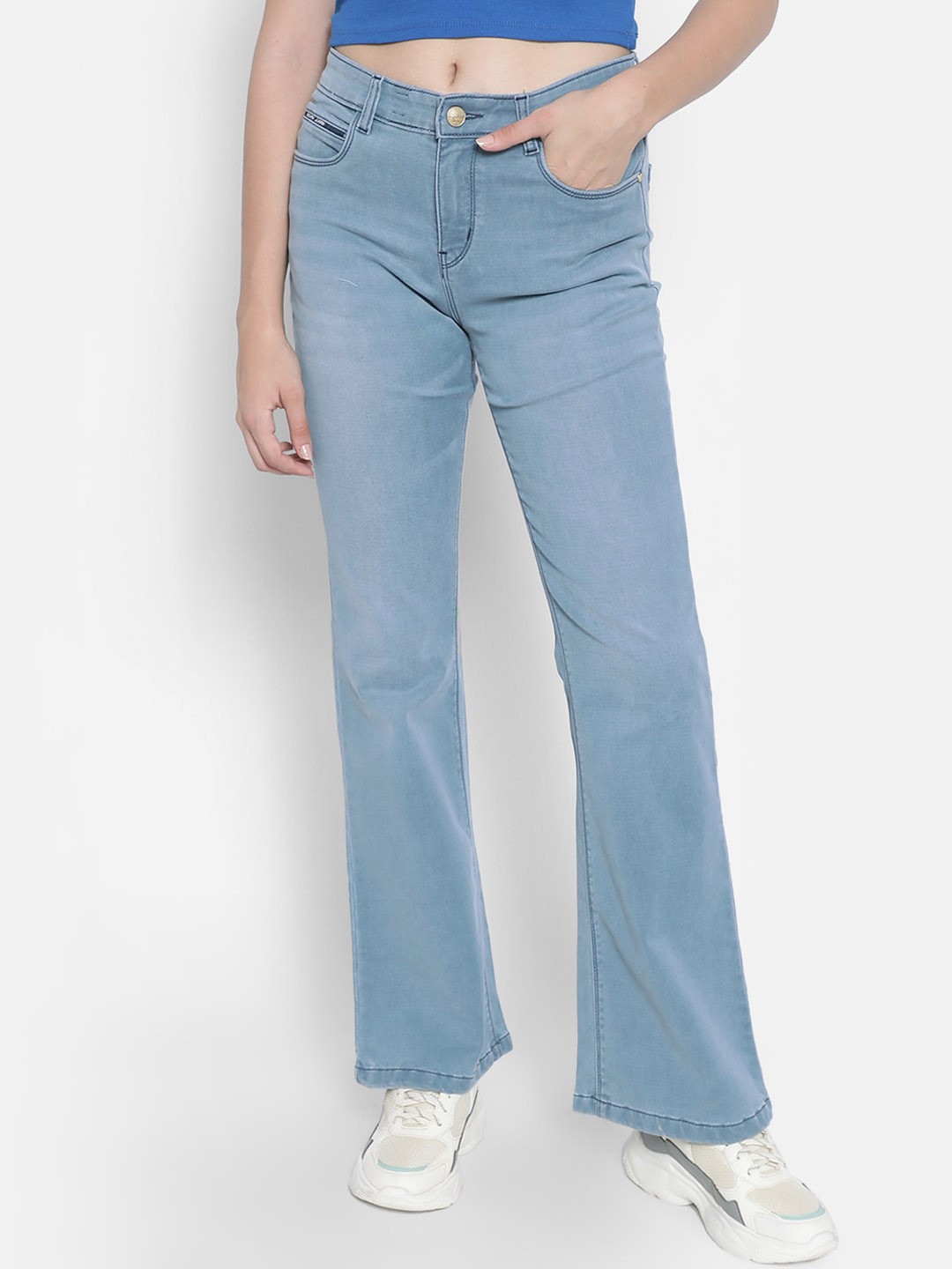

Crimsoune Club Women Bootcut Mid-Rise Light Fade Stretchable Jeans, Blue