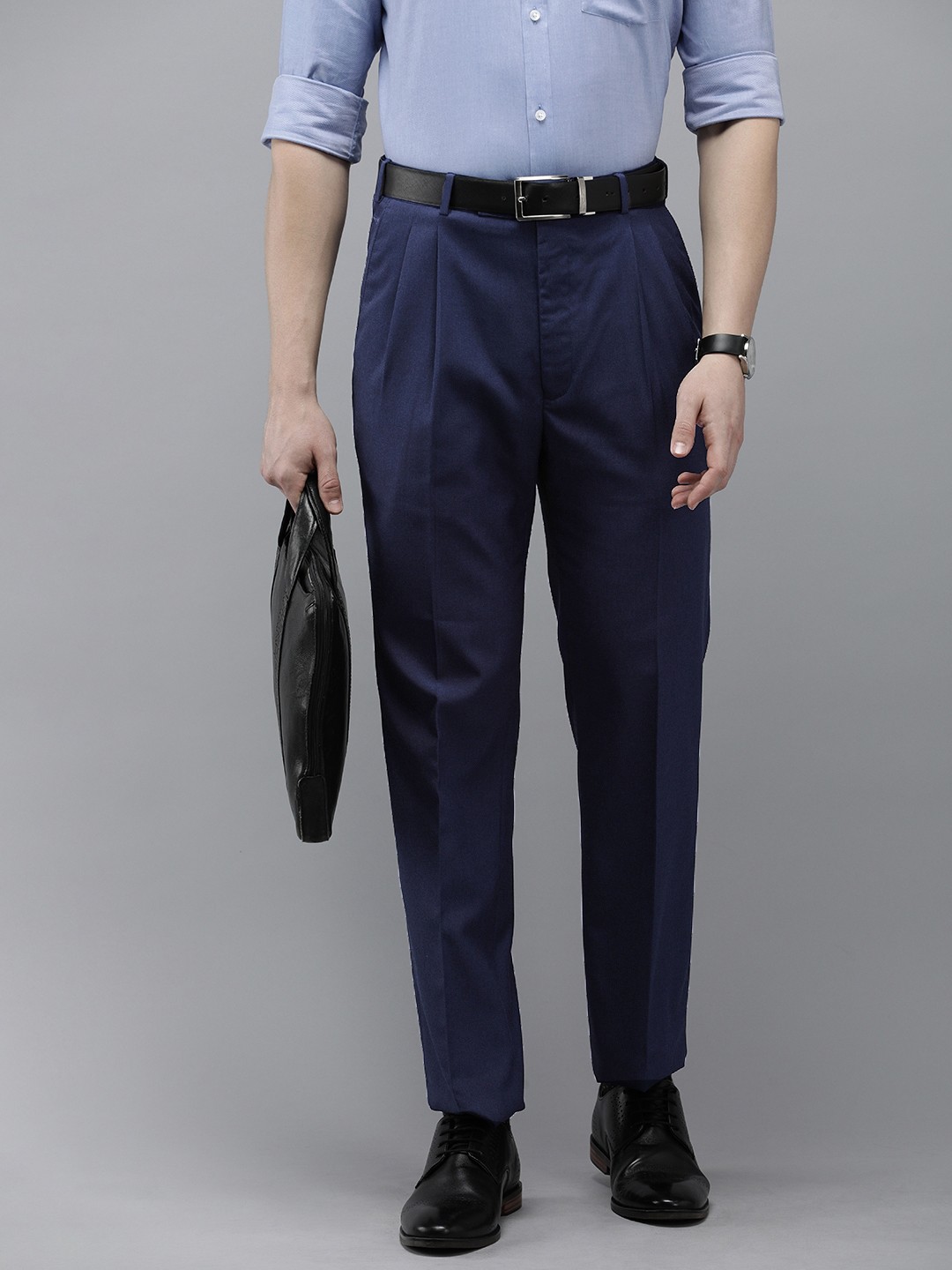 

Park Avenue Men Solid Comfort Fit Pleated Formal Trousers, Navy blue