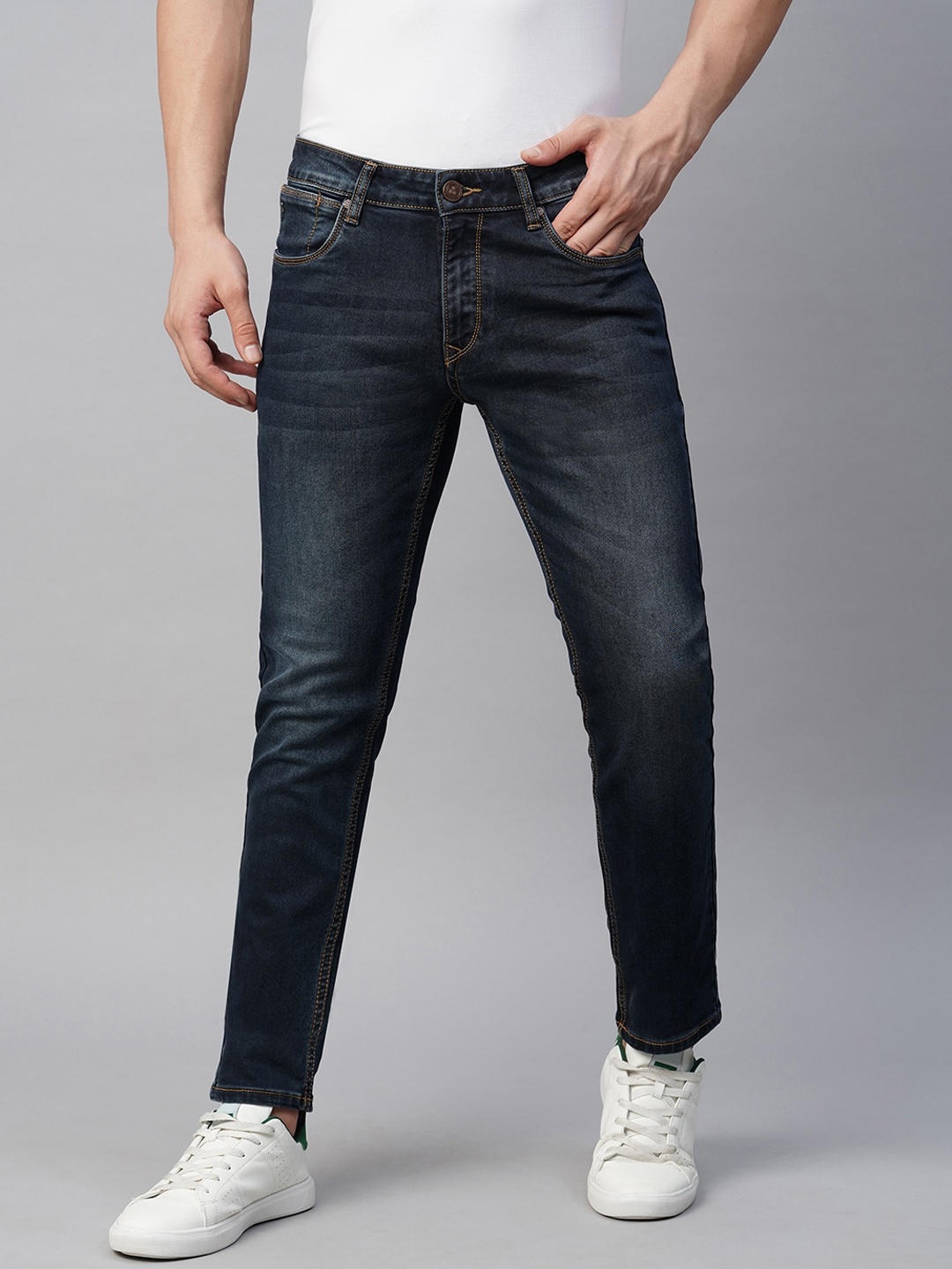 

Blue Buddha Men Denim Slim Fit Light Fade Stretchable Jeans