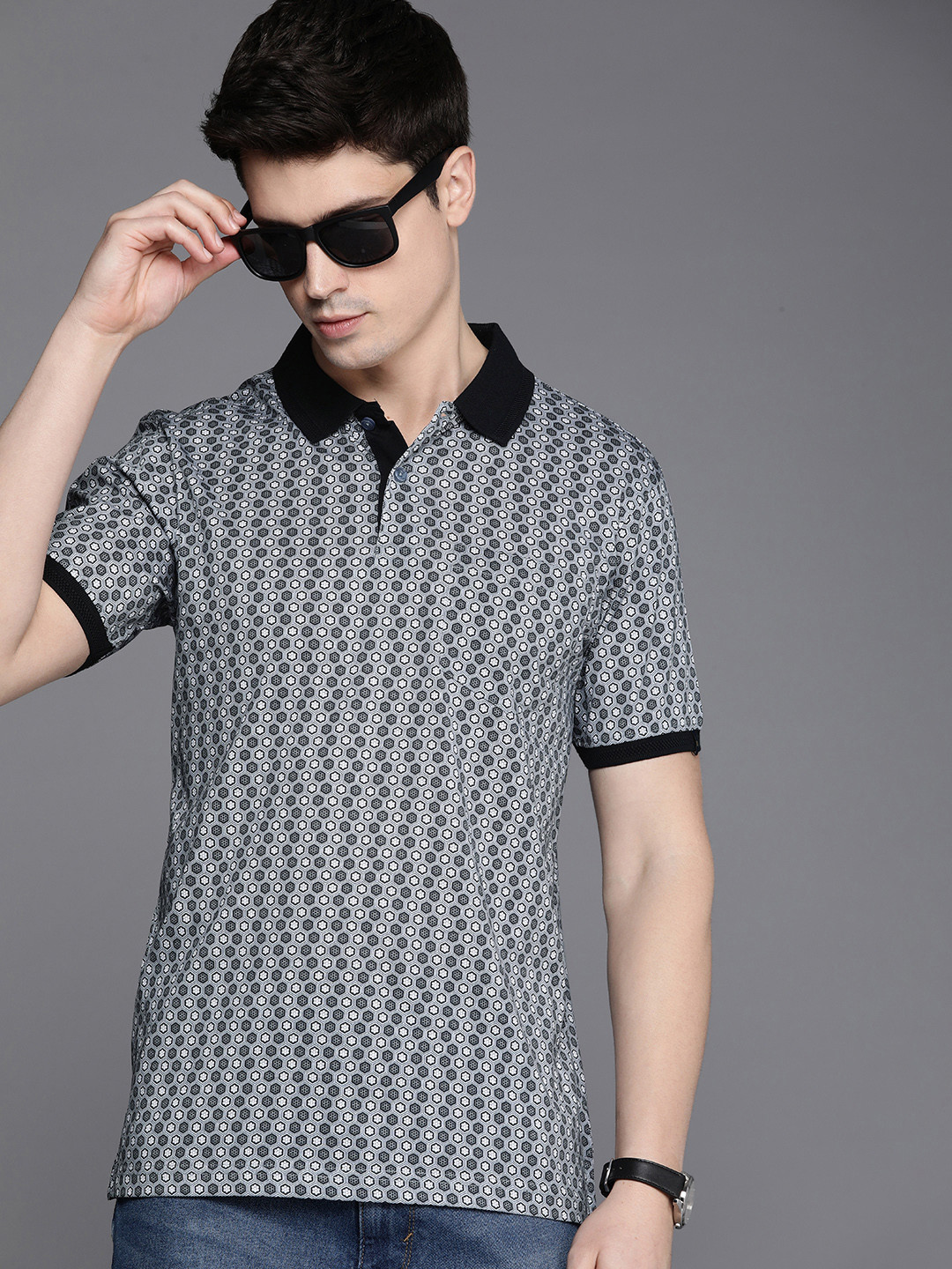 

Raymond Floral Printed Polo Collar Pure Cotton T-shirt, Black