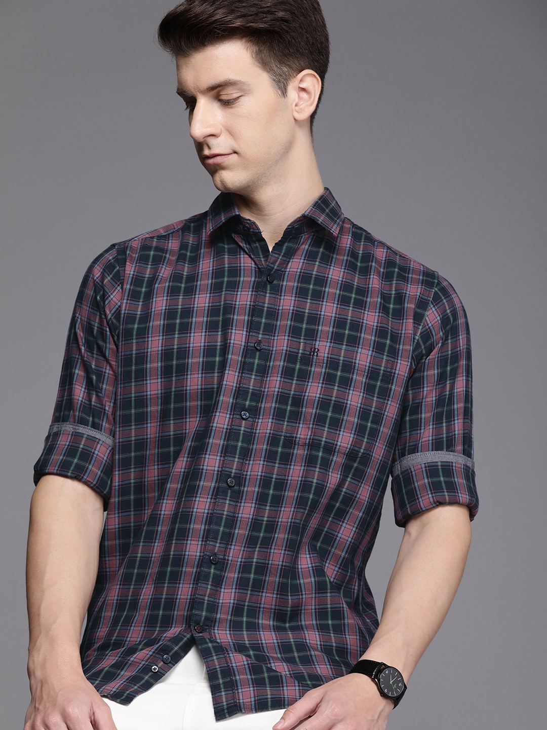

Raymond Slim Fit Checked Pure Cotton Casual Shirt, Navy blue