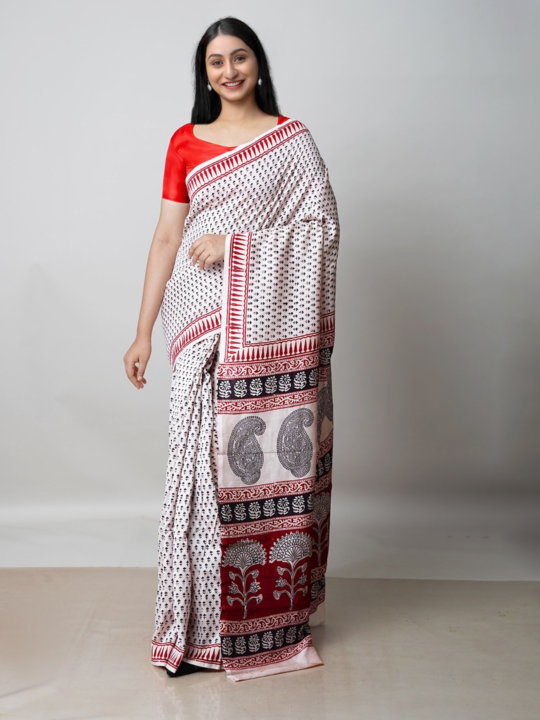 

Unnati Silks Ethnic Motifs Printed Pure Cotton Chanderi Saree, Beige