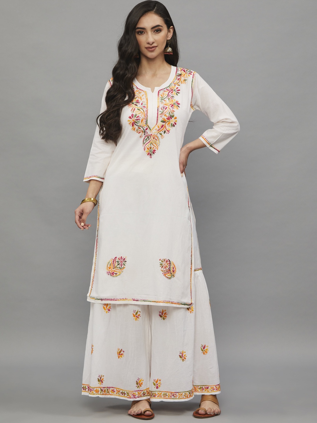 

Ethnava Ethnic Motifs Embroidered Pure Cotton Kurta, White