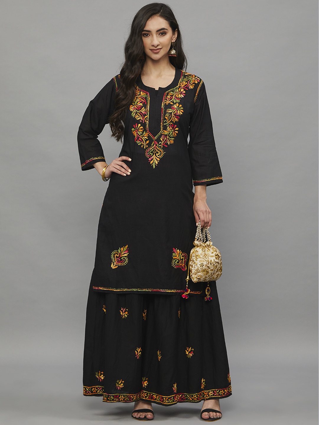 

Ethnava Ethnic Motifs Embroidered Pure Cotton Kurta, Black