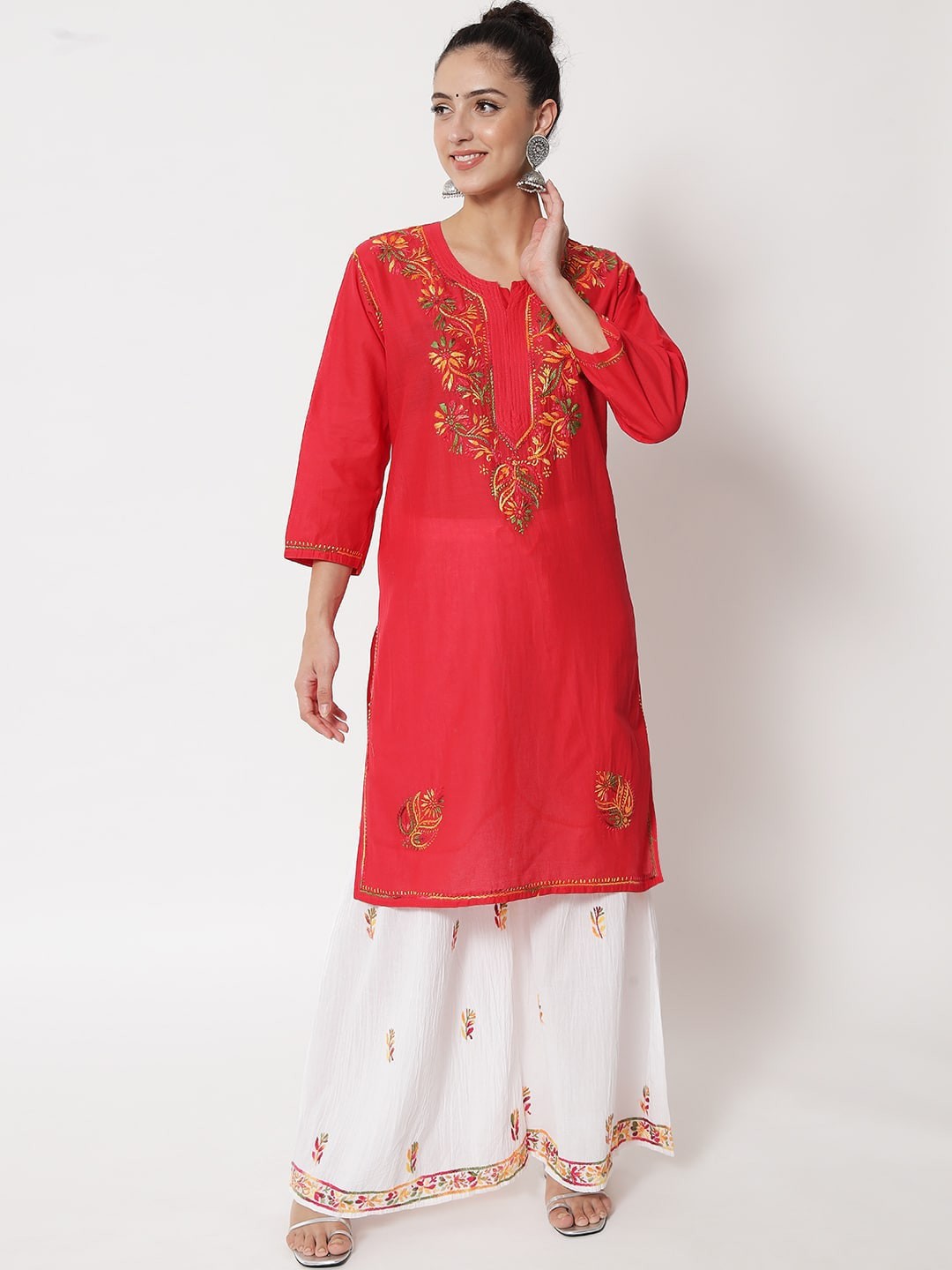 

Ethnava Ethnic Motifs Embroidered Straight Kurta, Red