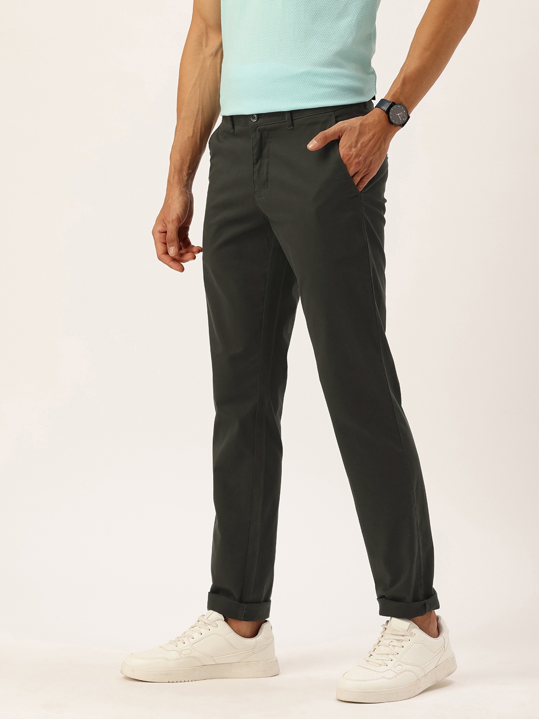 

Parx Men Tapered Fit Low-Rise Chinos Trousers, Olive