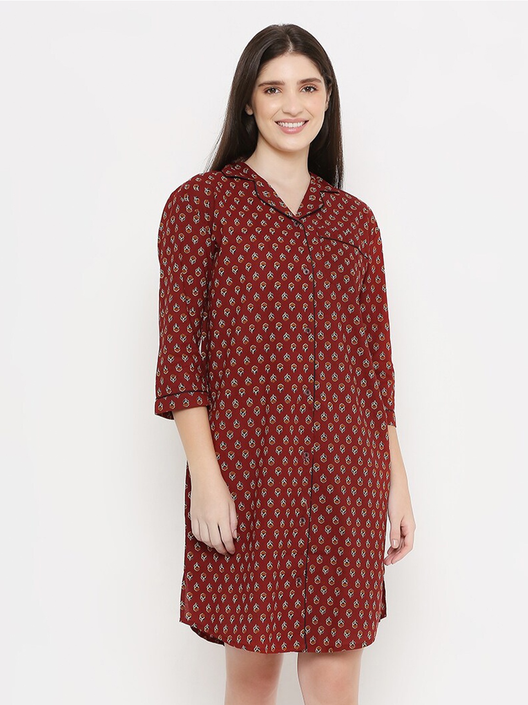 

Sand Dune Conversational Printed Pure Cotton Nightdress, Maroon