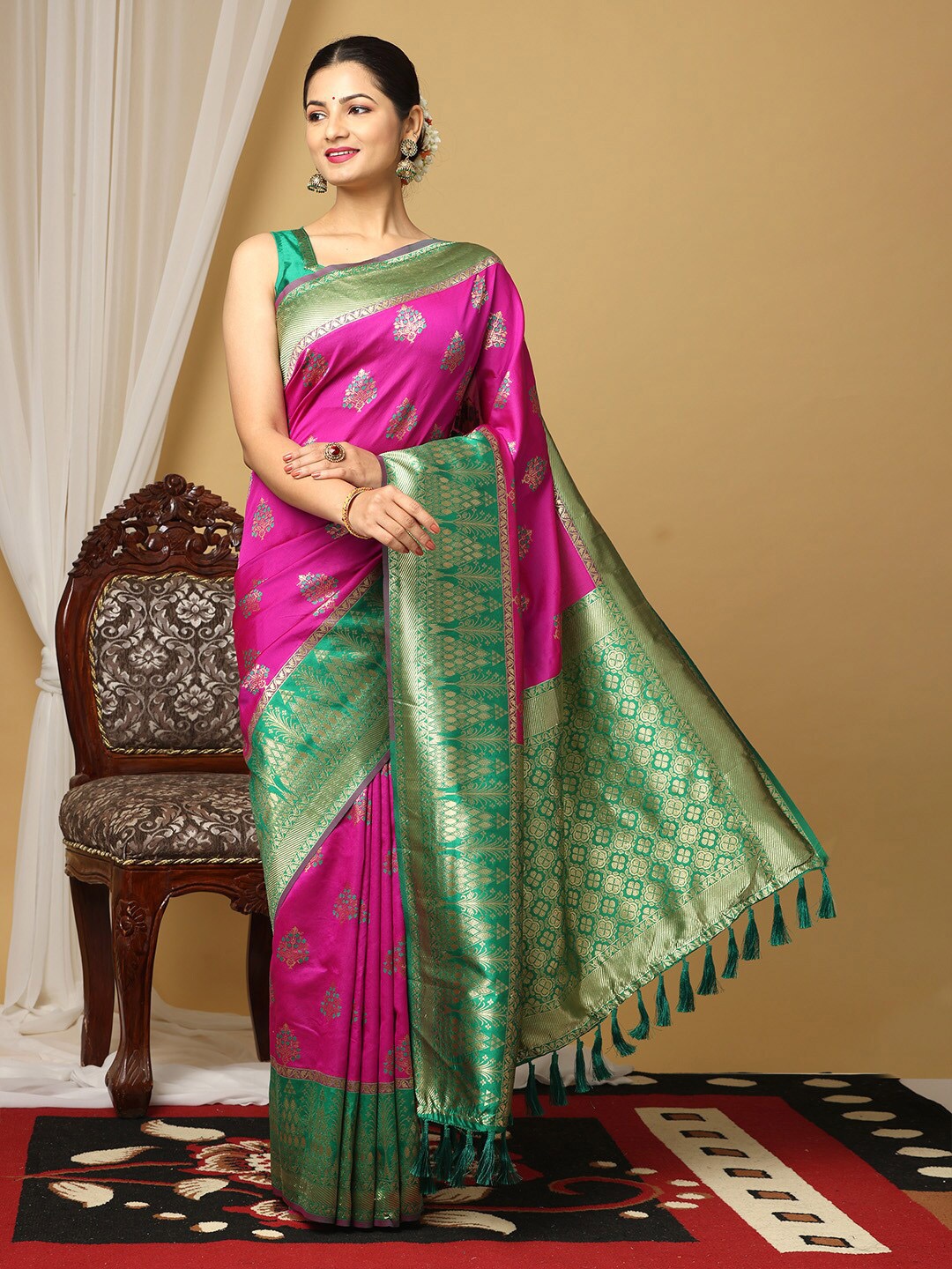 

VASTRANAND Woven Design Zari Banarasi Saree, Pink