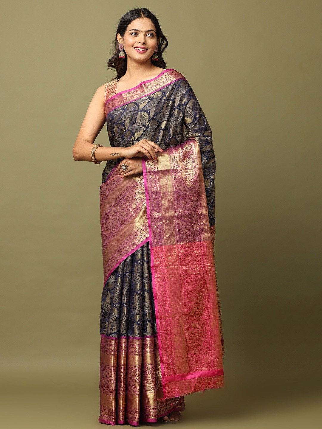 

VASTRANAND Woven Design Zari Silk Blend Banarasi Saree, Navy blue